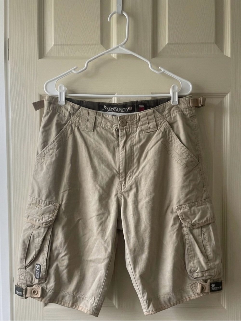 Ecko Unltd Mens Size 32 Cargo Shorts Beige Khaki Ripstop Y2K Streetwear NWOT